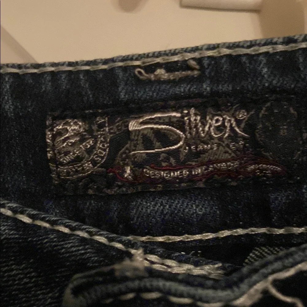Silver Jeans Blue Boot Cut with Distinctive Stitching - Picture 5 of 5